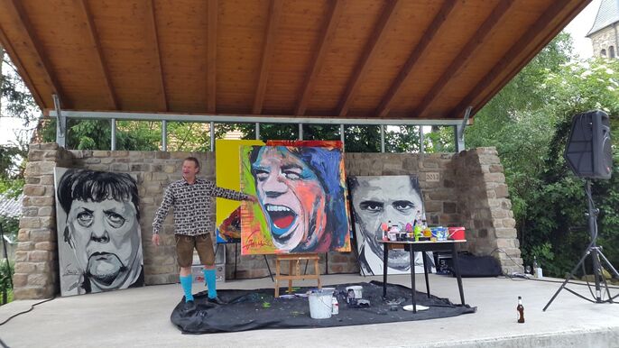 Max Lochner erschafft Schwarz/Weiß Porträts von Politikgrößen